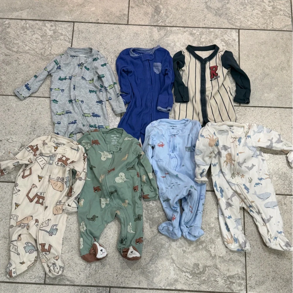 Lot of 3 month Carter’s sleepers